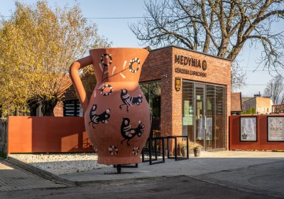 Pottery Centre in Medynia Głogowska 
