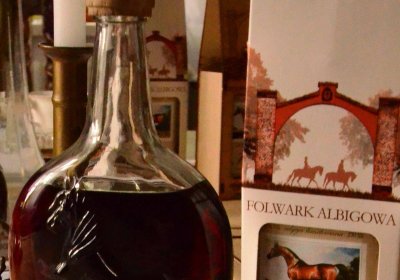 Bask Dogwood Vodka - Albigowa Farmstead