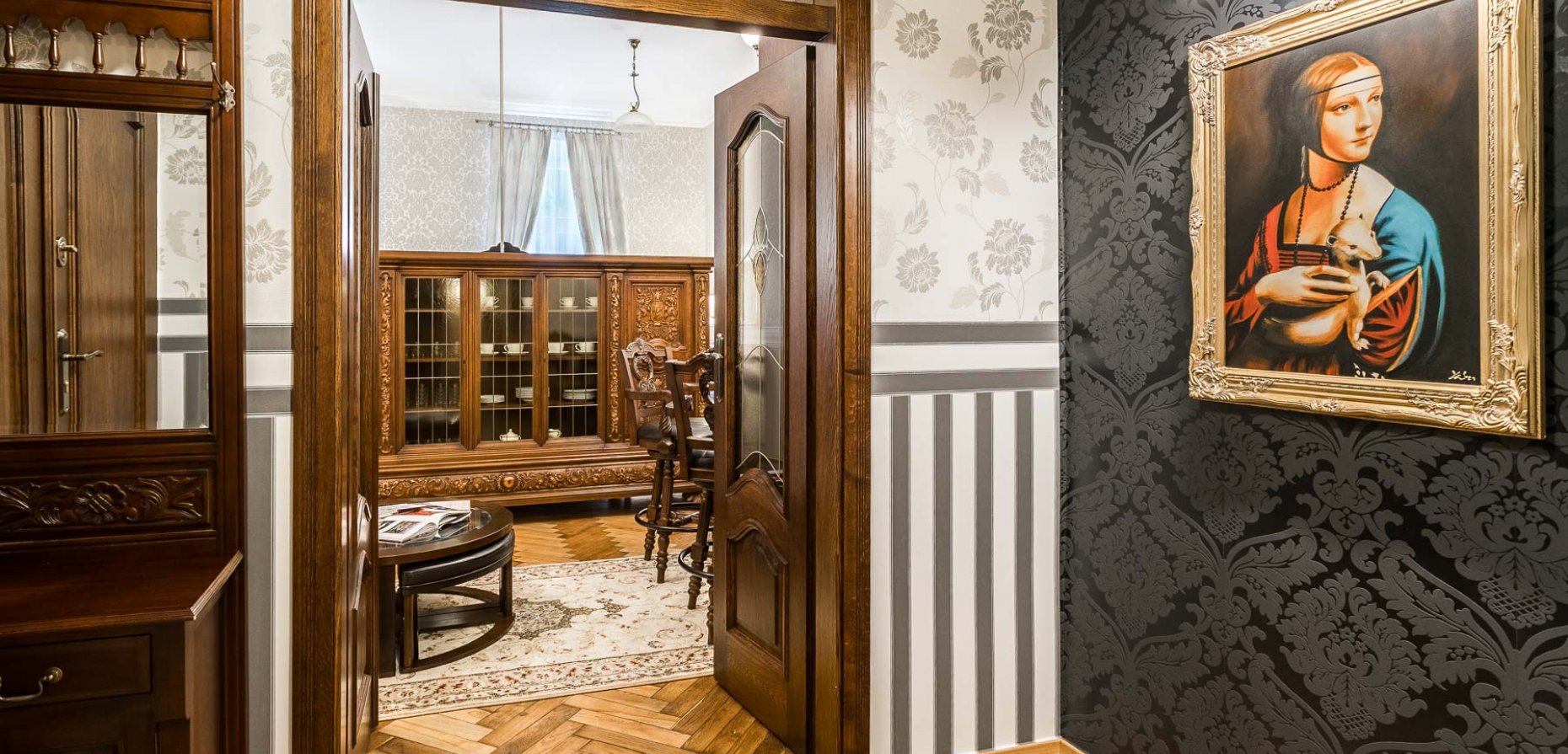 Exclusive Royal Apartments