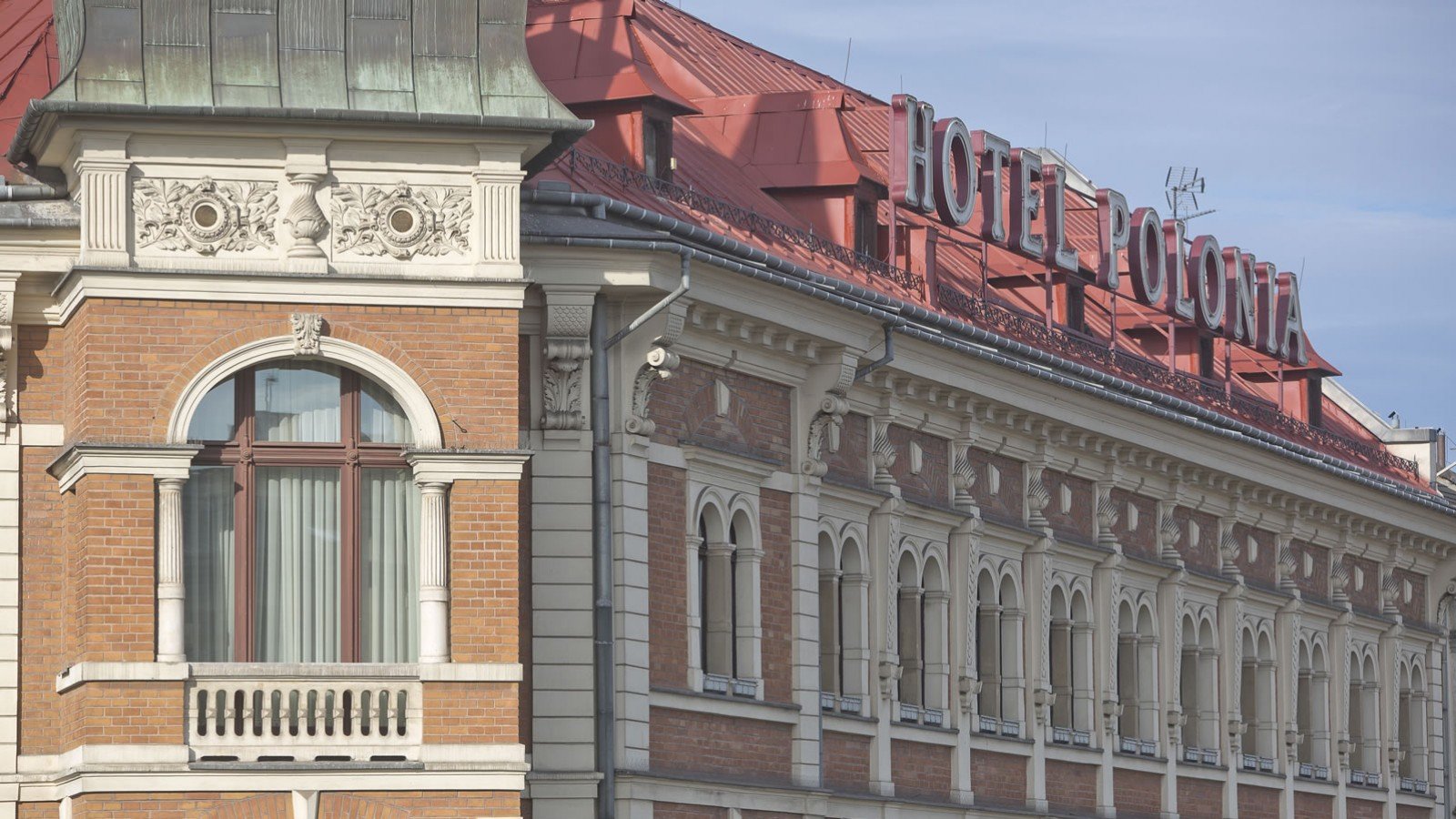 hotel polonia kołobrzeg ul portowa