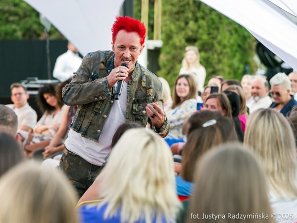 Ein kontroverser Abend mit Michał Wiśniewski im MCC Mazurkas Conference Center & Hotel****