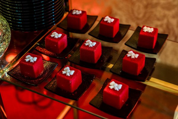 Mazurkas Catering 360° und MCC Mazurkas Conference Centre & Hotel**** präsentieren ihr Weihnachtsangebot während der September-Testphase