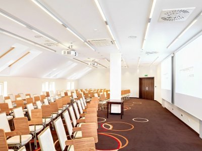 Sale_konferencyjne/Sala_Buska.jpg