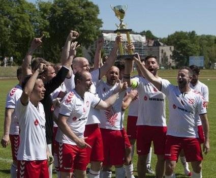 Gwiazdy w Busku- Zdroju grały dla dzieciaków.