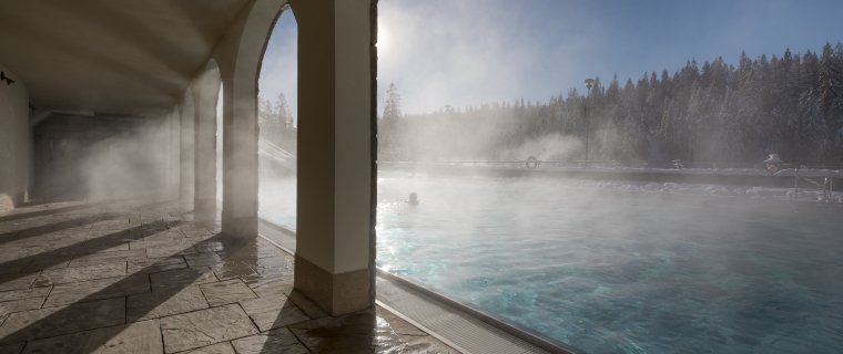 Gorące źródła w Polsce to wielki turystyczny skarb naszego kraju. Czas z niego skorzystać!