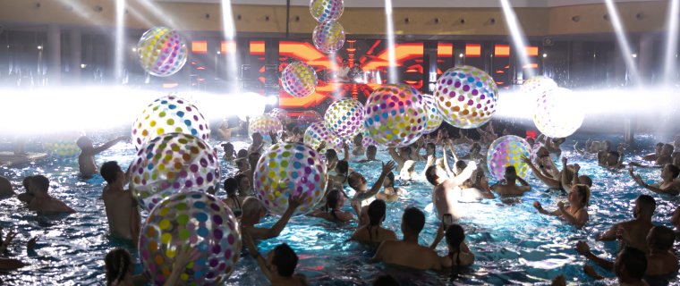 Szukasz pomysłów na imprezę nad basenem i w basenie? Zapraszamy do Term BUKOVINA!