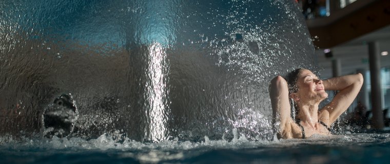 Techniki mindfulness w wodzie termalnej (geotermalnej)