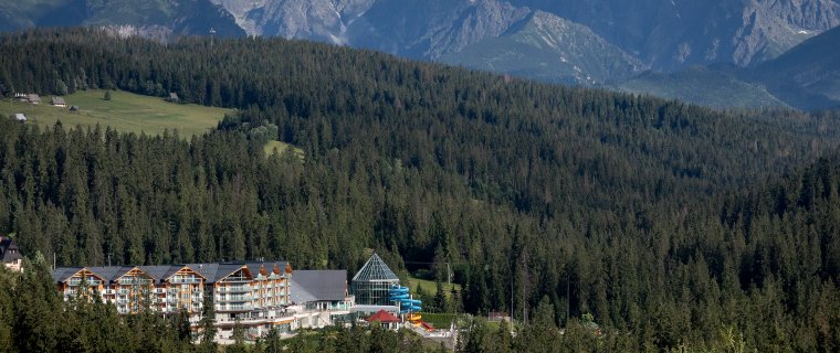 Baseny termalne z noclegiem – dlaczego warto spędzić nieco więcej czasu w Termach BUKOVINA?