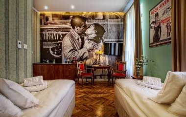 Dlaczego rezerwacja bezpośrednio przez naszą stronę jest lepsza niż przez portale rezerwacyjne?