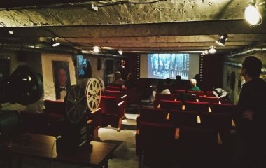 Fotorelacja z świętowania 50-lecia pierwszego klapsu na planie "Stawki większej niż życie"