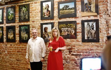 Fotorelacja z otwarcia wystawy "Okiem Kobiety, Okiem na Kobiety" w Starym Kinie!