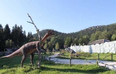 Park dinozaurów w Karłowie