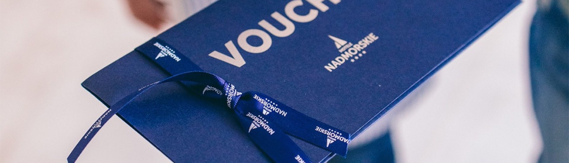 Prezent świąteczny dla pracownika – jak zaskoczyć zespół?