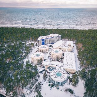 Jak spędzić Święta poza domem? TOP5 pomysłów na rodzinny wyjazd