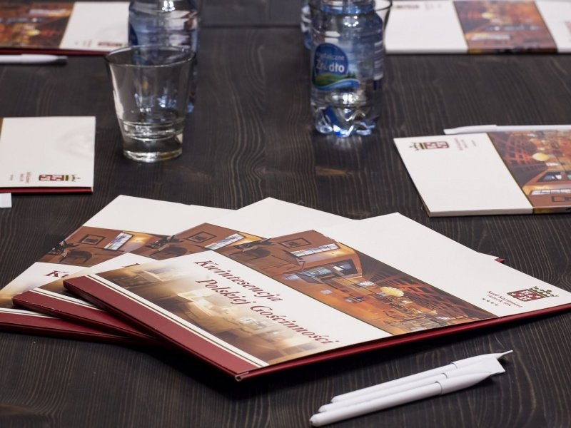 Pakiet Konferencyjny Standard – pow. 25 osób