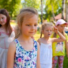 Pisanki pod lupą: jak tradycje wielkanocne uczą dzieci chemii, biologii i matematyki?