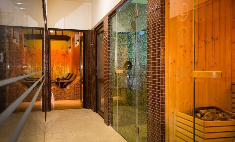 spa/Ukrytewkadrze33.jpg