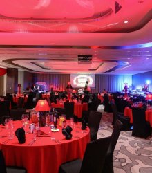 Kolacja integracyjna &ndash; jak zaplanować udany wiecz&oacute;r dla zespołu?