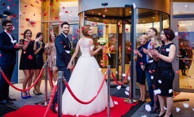 Airport Bridal Day 2016