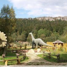 Park dinozaurów w Karłowie