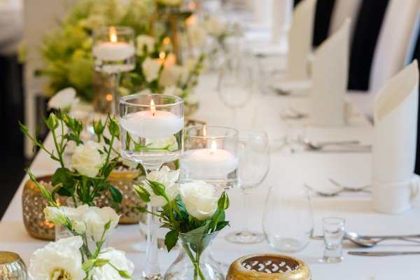 Wnętrze restauracji MidTown — eleganckie przyjęcie weselne