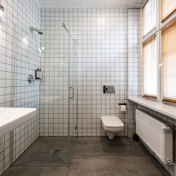 Pokoje & Apartamenty