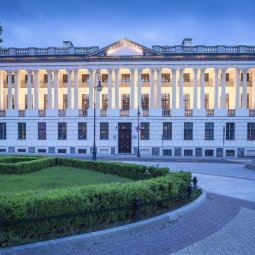 Pokoje & Apartamenty