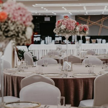 Wesele stodoła czy hotel?
