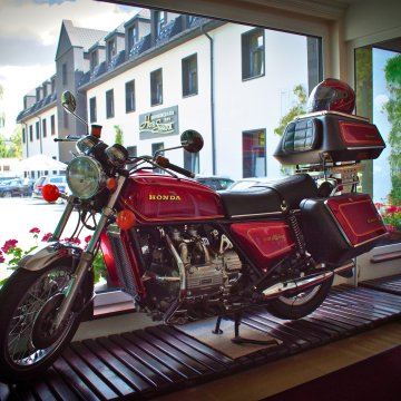 Hotel przyjazny motocyklistom – Senator zaprasza!