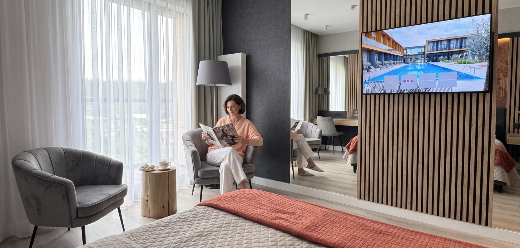 Komfortowe noclegi w SPA pod Warszawą &ndash; Pokoje i apartamenty z widokiem na las i basen w Hotelu BoniFaCio