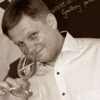 Sommelier Wine Gallery