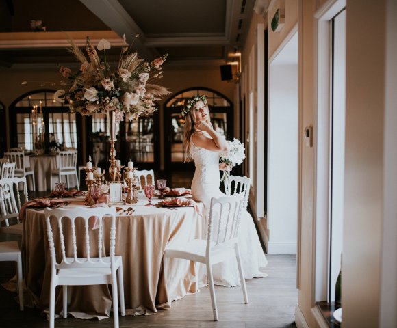  A dreamy outdoor setting