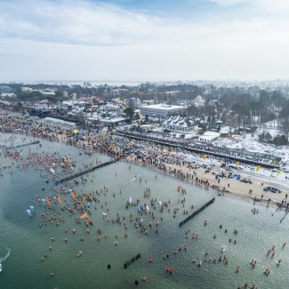 Kilka tysięcy osób wykąpie się w lodowatym Bałtyku!