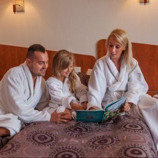  Dzieci w sierpniu śpią za darmo!