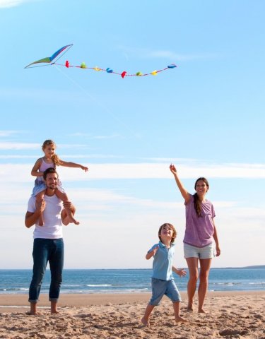 Dlaczego wakacje nad polskim morzem mają sens? Obalamy mity o Bałtyku