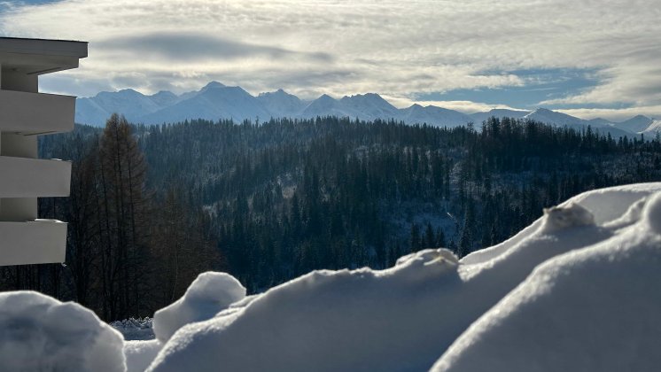 Hotel HARNAŚ: Tw&oacute;j prywatny punkt widokowy na Tatry