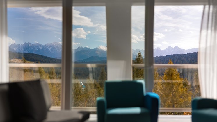 Szukasz komfortowego pokoju w Bukowinie Tatrzańskiej? Poznaj ofertę noclegową Hotelu HARNAŚ