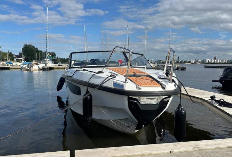 Boat rental
