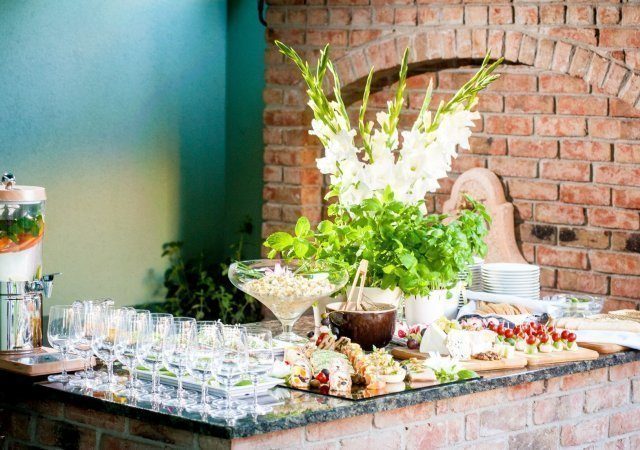 Szwedzki stół z przekąskami