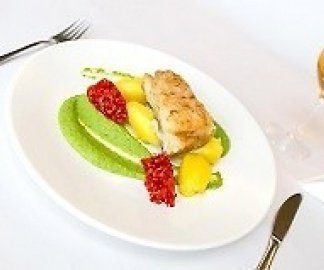 Nowa odsłona kart menu w restauracji Nova oraz 4 Zmysły.