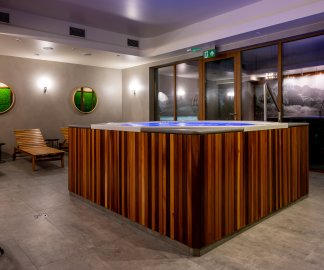 Ferie 2025: Dlaczego warto wynająć apartament na zimowy wypoczynek z rodziną?