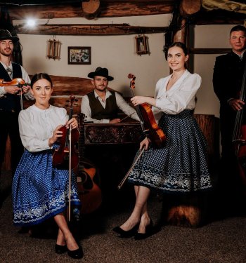 Kultura na Bani: Kapela Dusa