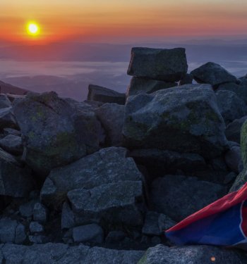 W pogoni za wschodem słońca, czyli poranek na Jagnięcym Szczycie