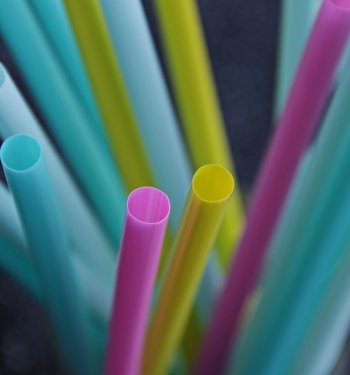 NIE! dla plastikowych słomek!