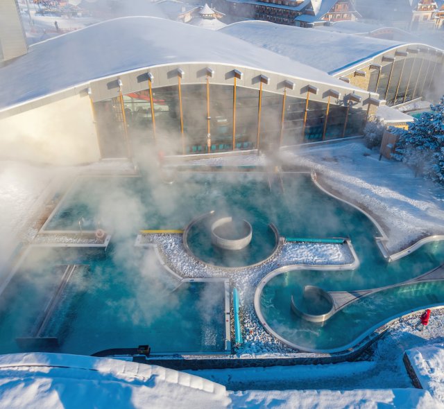 P&oacute;łleżanki z masażem wodnym