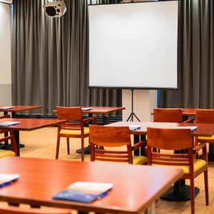 Konferencja w tradycyjnej formie