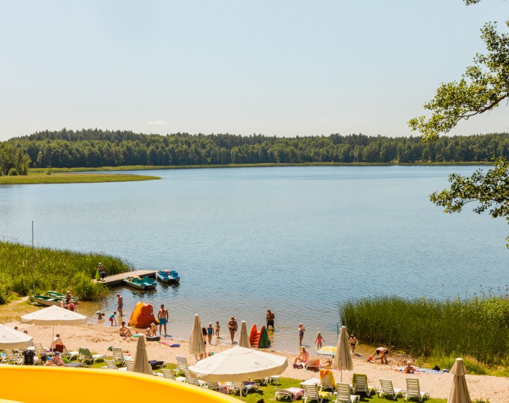 Sandy beach on Lake Orzyc