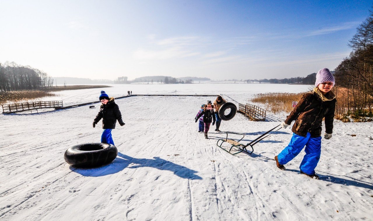 Winter recreation with children in Masuria