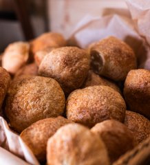 Kulinářské tajemství Zalesí – poznejte naše křupavé buchty!