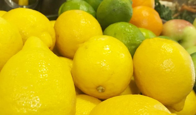 Świeże soki z wyciskarki Kuvings 